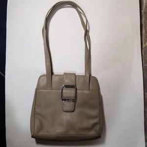 🌲Croft & Borrow tan Leather bag with vinyl trim.